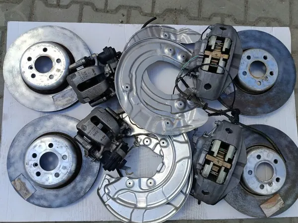 Kit freins BMW G32 M-Package OEM 8858706 image 2