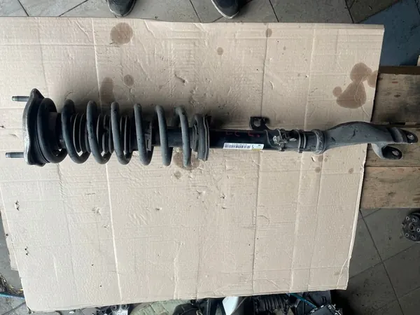 MERCEDES GLC W253 Framdämpare V A2533200530 image 2