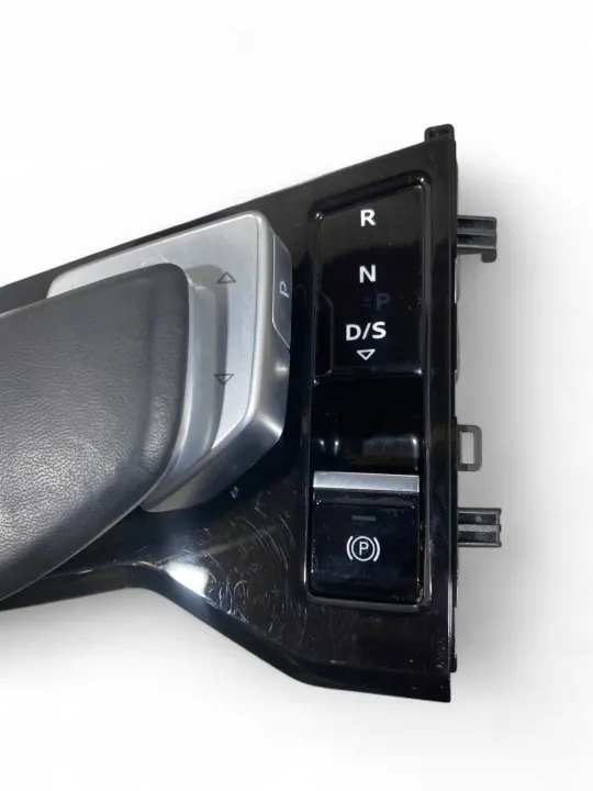 Audi Q8 e-tron Versnellingspook OEM 10520558 - Gebruikt image 7