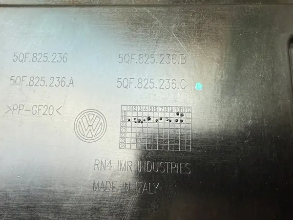 AUDI Q3 F3 Motorlock OEM 5QF825236 image 4