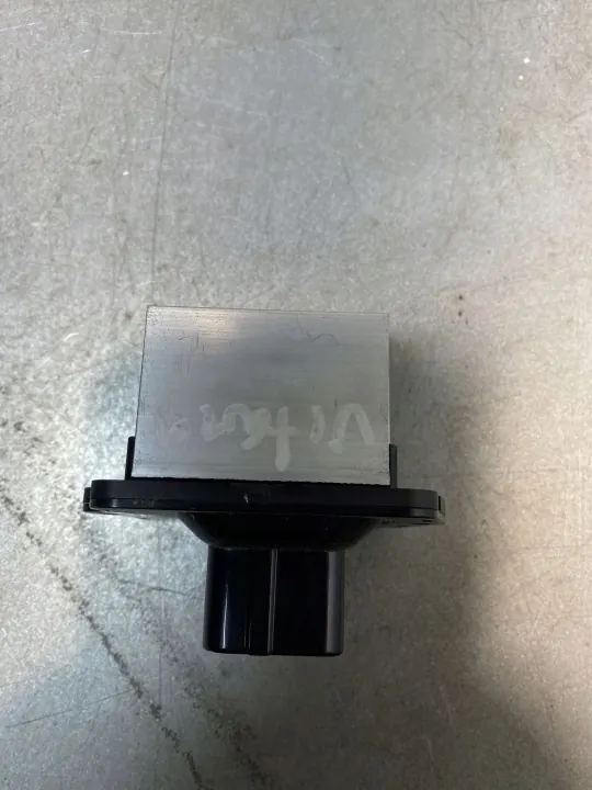 Suzuki Vitara puhallinvastus OEM FBZ17851 image 3