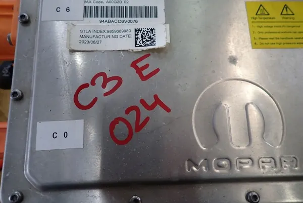 Motor elétrico Citroen C3 IV 2024 OEM 9860278480 image 8