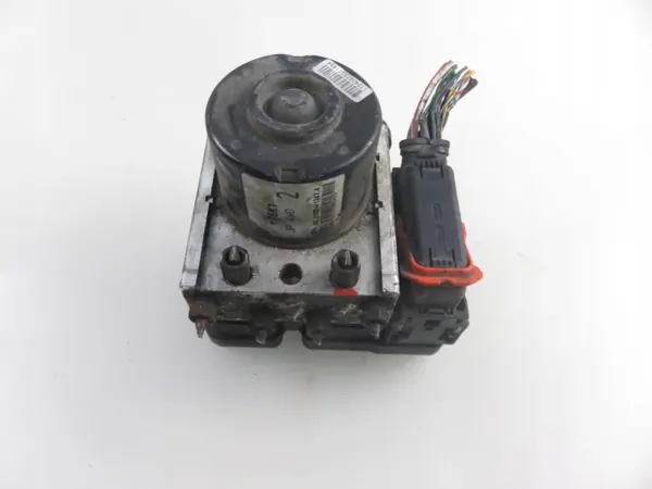 Pompe ABS d'occasion OEM 06210956063 Suzuki image 2