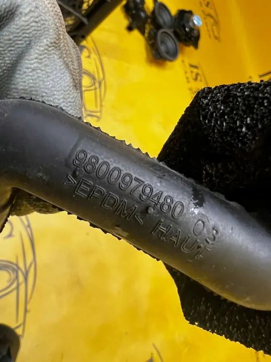 Manguera de Drenaje Calefactor OEM 9800979480 Citroen C4 image 3