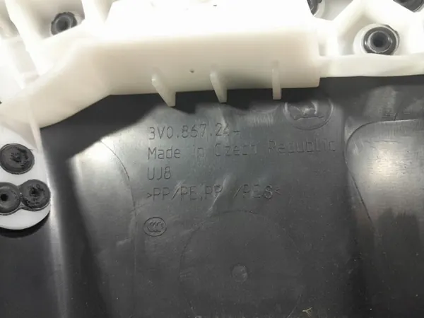 Cache de pilier B droit Skoda Superb III OEM 3V0867244 image 4