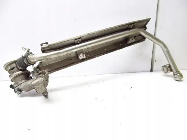 EGR-venttiili Volkswagen Passat B5 1.6 8V ALZ OEM 06B131101F image 4