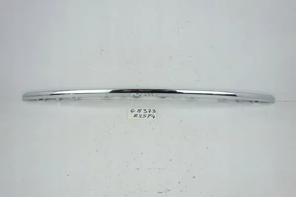 VW Passat B8 3G Lift Highline Etupuskuri Kromilistat OE image 2