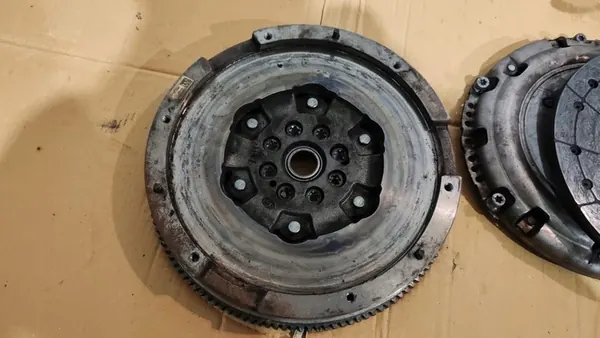 Volante de Dupla Massa Renault Master IV image 7