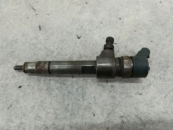 Inyector OEM 0445110165 Bosch para Opel Astra H 1.9 CDTI image 2
