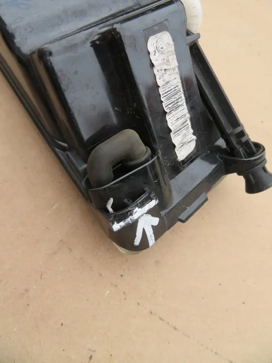 Farol de neblina esquerdo TYC para carros image 5