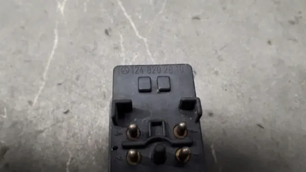 Interruptor techo solar Mercedes W124/W126 OEM 1248202810 image 6