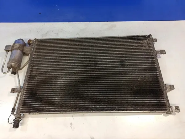 Ilmastointijäähdytin Volvo V70 2004 image 3