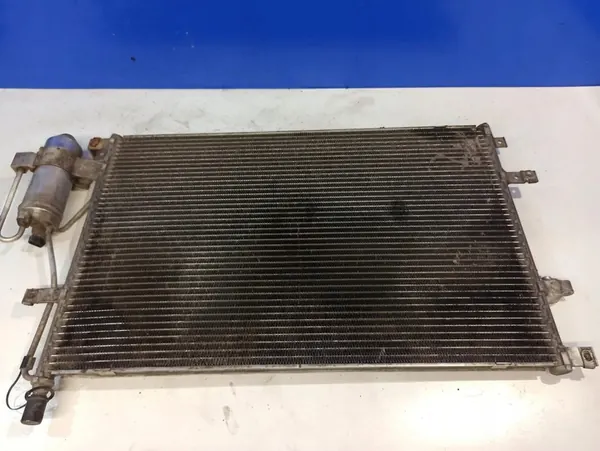 Ilmastointijäähdytin Volvo V70 2004 image 4