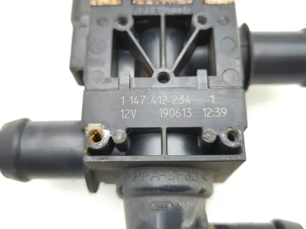 Verwarming radiator klep ALFA ROMEO GIULIA 2.0L OEM 50560344 image 2