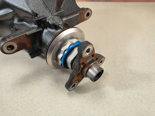 BMW OEM 8686989 Achterdifferentieel 2.81 Verhouding image 6