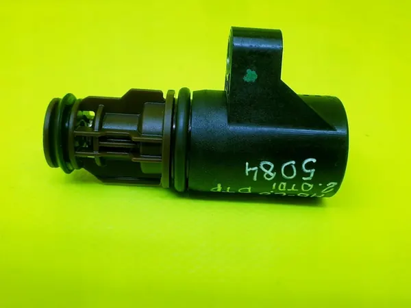 Öljynpaineen Säätöventtiili Audi A4 B9 A5 A6 C8 Q5 Tiguan image 3