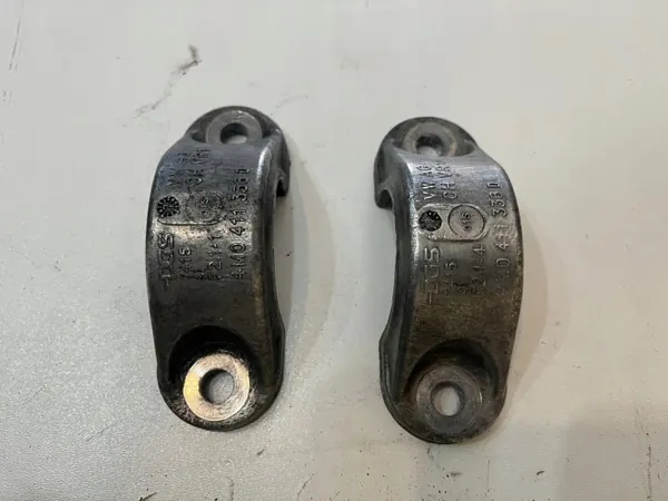 Audi SQ7 Vorderer Stabilisatorhalter OEM 4M0411336D image 2