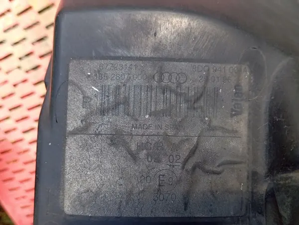 AUDI A4 B5 94- Faro Derecho 8D0941004A image 6