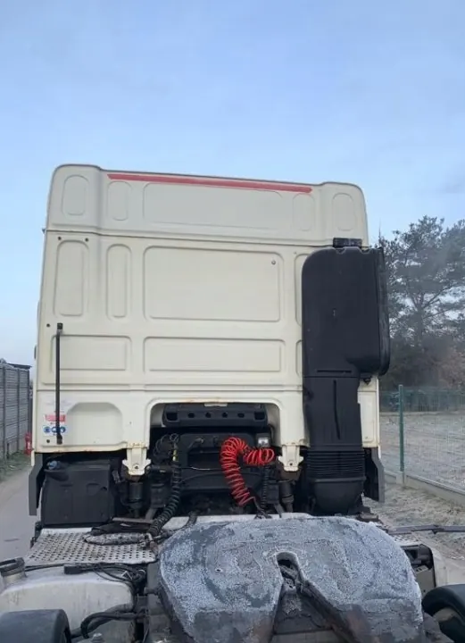 Châssis de cabine sans portes DAF OE XF 106 Space Cab image 9