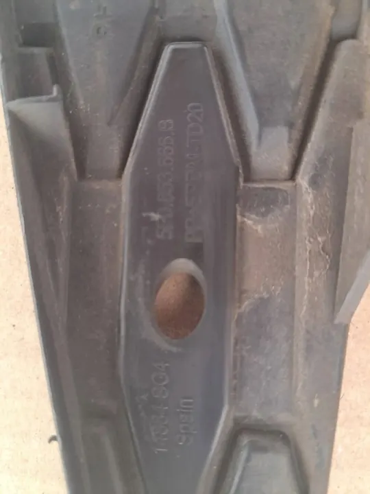 Griglia paraurti anteriore destra Seat Leon 5F0853666B image 2