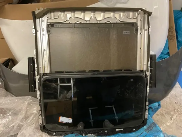 Schiebedach BMW X4 F26 OEM 7365266 - Gebraucht image 2