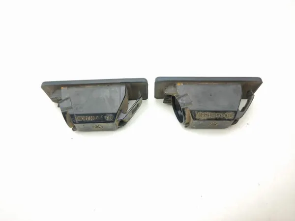Luz de matrícula Nissan Navara D23 2021 OEM 26510JD00A image 6