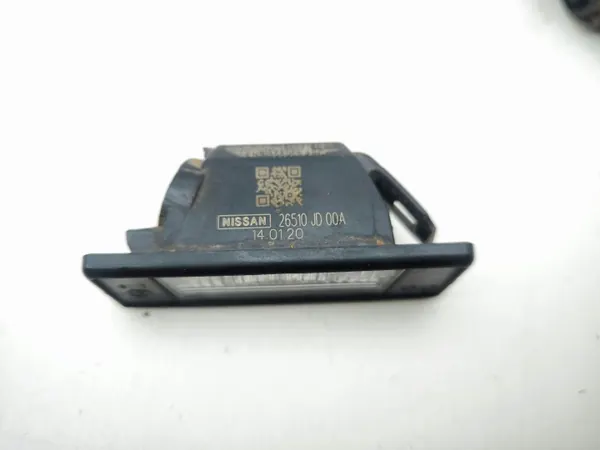 Luz de matrícula Nissan Navara D23 2021 OEM 26510JD00A image 7