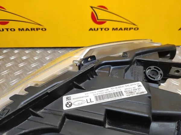 BMW 3 F30 F31 2012- Farol Direito USA image 8