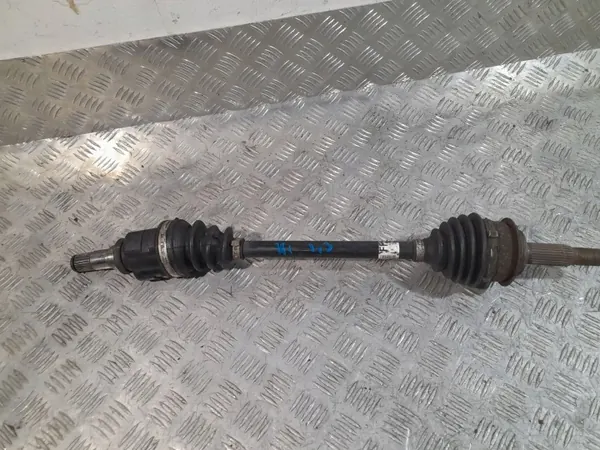 Semi-eixo esquerdo curto Toyota Yaris III OEM 11-14 image 2