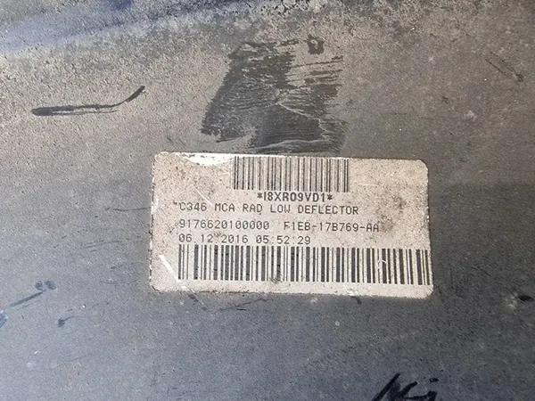 Voorbumper Ford Focus 2014- 1.5 1.6 TDCi F1EB-17B769-AA image 3