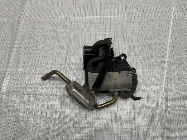 Chauffage Webasto Jaguar OE HK83-18K463-AD d'occasion image 2