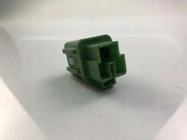 Relé Nissan OEM 25230C9965 - Estado usado image 3