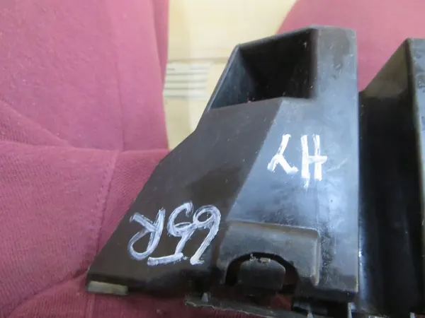 Suporte de montagem do para-choque dianteiro Seat Leon direito image 7