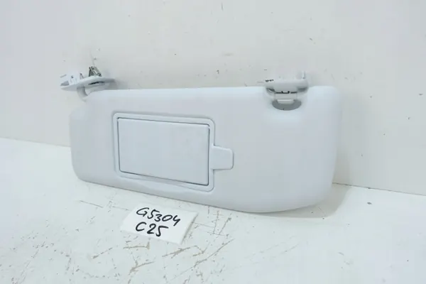 Peugeot 208 II solskydd vänster OEM 96738898 - Begagnad image 3
