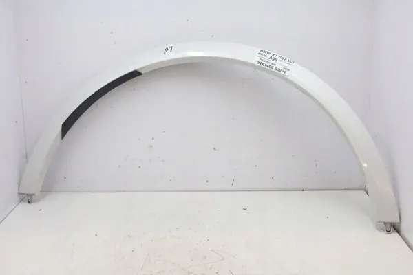 Moldura de guardabarros trasero derecho BMW X7 G07 M-Package OEM 9478316 image 2