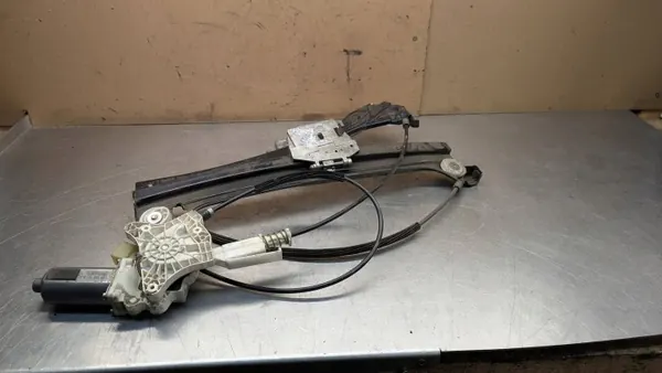 Mercedes-Benz ikkunanostin OEM A2308201042 image 2