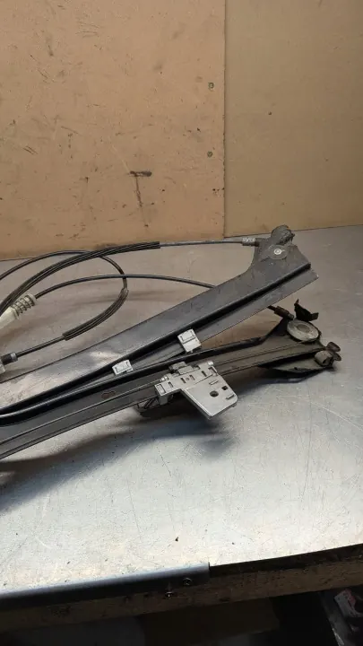 Mercedes-Benz ikkunanostin OEM A2308201042 image 6