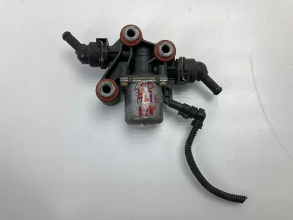 AdBlue-lämmittimen venttiili OEM 4460913010N Iveco image 2