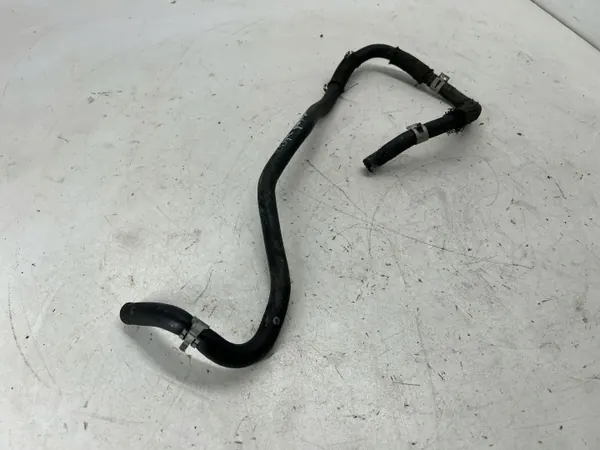 Conducto refrigerante aceje Nissan OEM 216324BA1A image 3