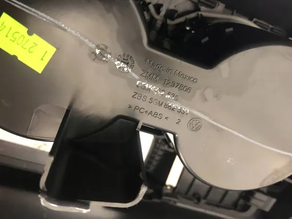 Konsolin käsinoja OEM 5G0864298 VW Golf VII:lle image 9