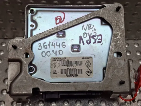 Renault Audio-Verstärker OEM S26282043 - Gebraucht image 2