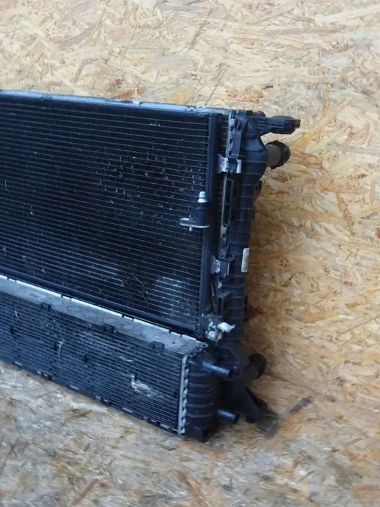 Sistema de refrigeración AUDI A4 B8 8K 2.0 TDI Intercooler image 3