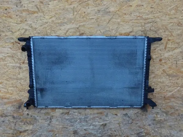 Sistema de refrigeración AUDI A4 B8 8K 2.0 TDI Intercooler image 4