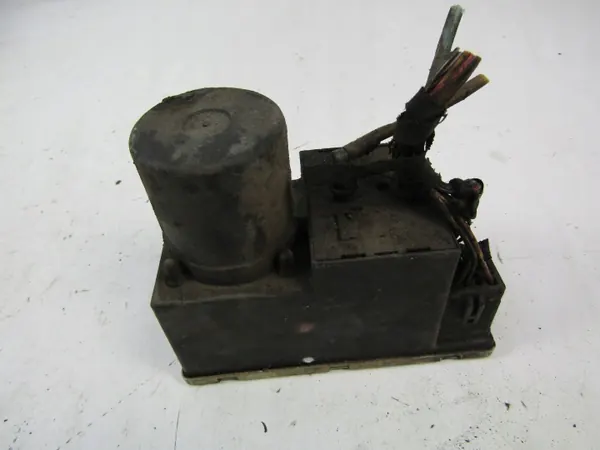 Bomba de bloqueio central Audi OEM 8L0862257E para A3 8L image 2