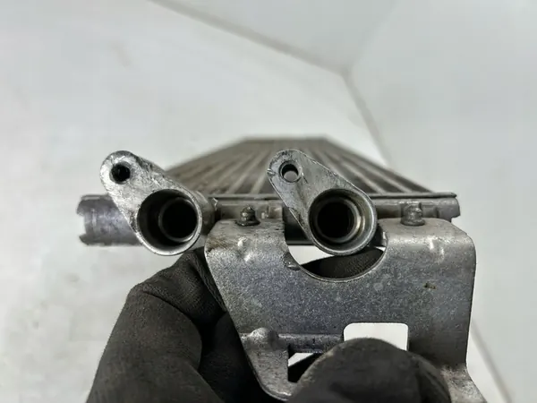 Radiador de óleo Volkswagen Tiguan Allspace 5QF317019A image 7