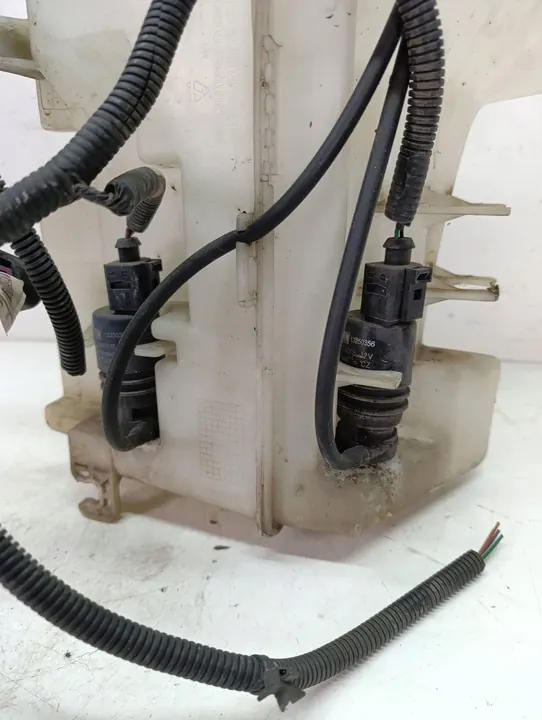 Pyyhkijäpumppu Chevrolet Captiva 20777307 image 2