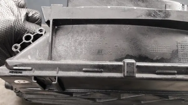 Ilmansuodattimen kotelo Mercedes A-luokka W212 2.0 CDI A6420941904 image 6