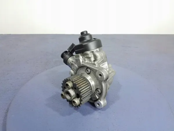 Pompe à injection OEM 03L130755AC pour Audi A6 C7 image 2