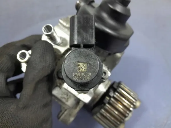 Pompe à injection OEM 03L130755AC pour Audi A6 C7 image 6