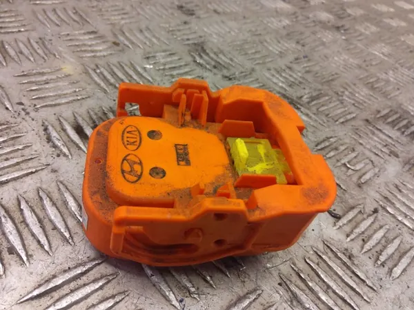 Fusible Kia Niro 2022 OEM E437586000 - Usado image 2